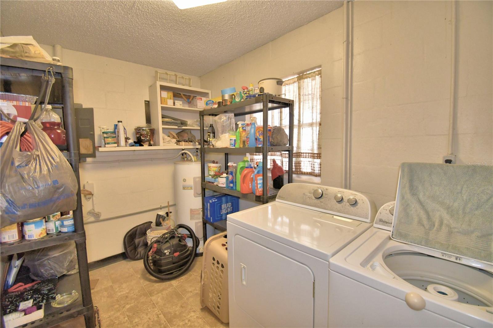 Image 25 of 55 For 2594 Sun Acres Boulevard