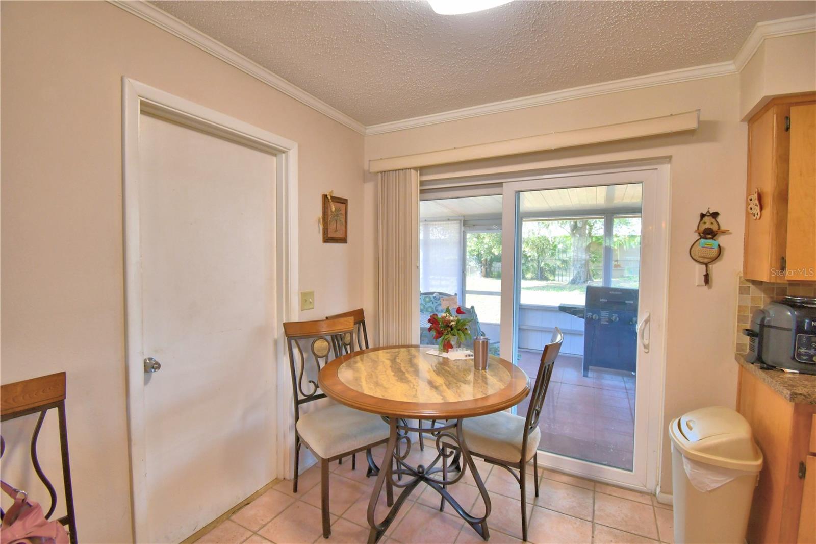 Image 48 of 55 For 2594 Sun Acres Boulevard