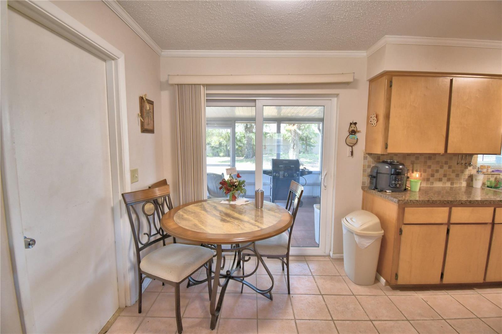 Image 8 of 55 For 2594 Sun Acres Boulevard