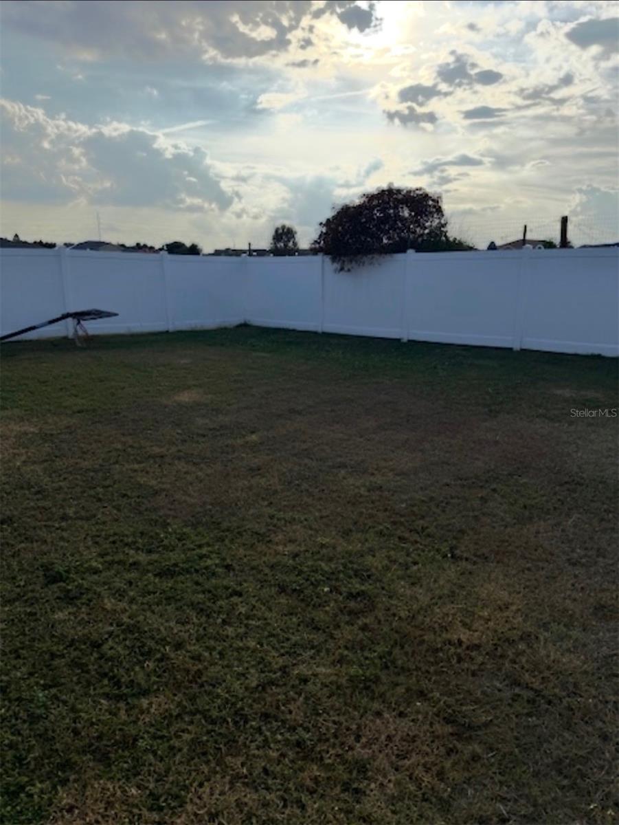 Image 26 of 34 For 874 Buccaneer Boulevard