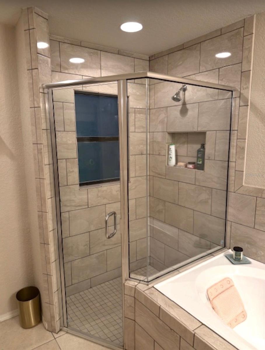 Image 6 of 34 For 874 Buccaneer Boulevard