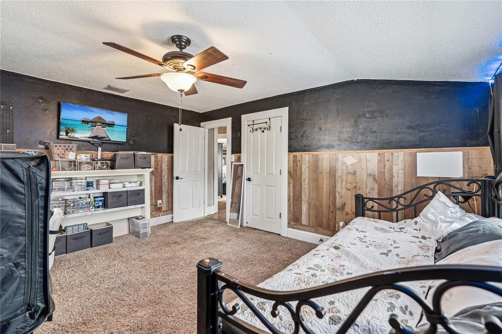 Image 20 of 44 For 1115 Keller Road