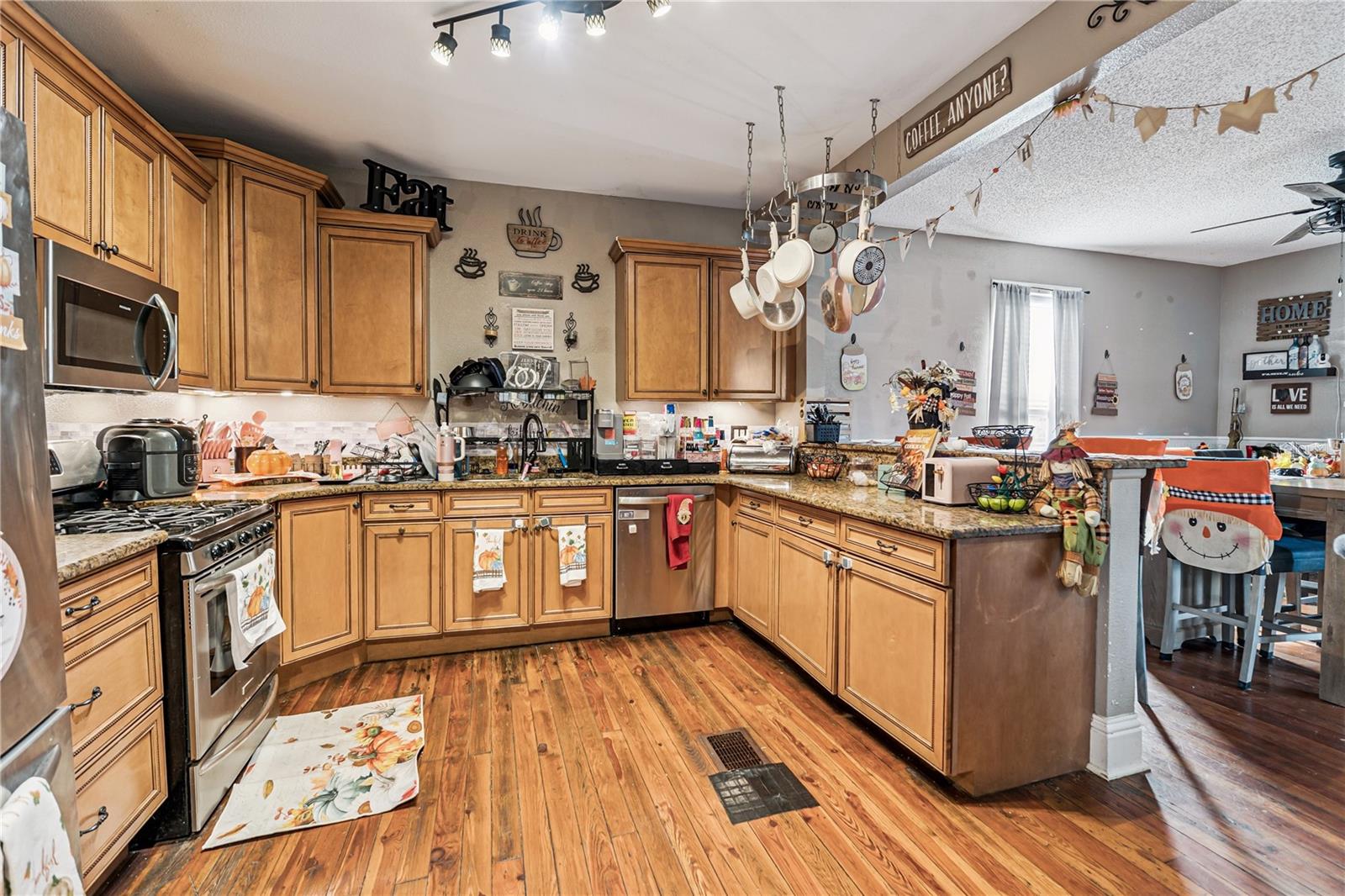 Image 8 of 44 For 1115 Keller Road