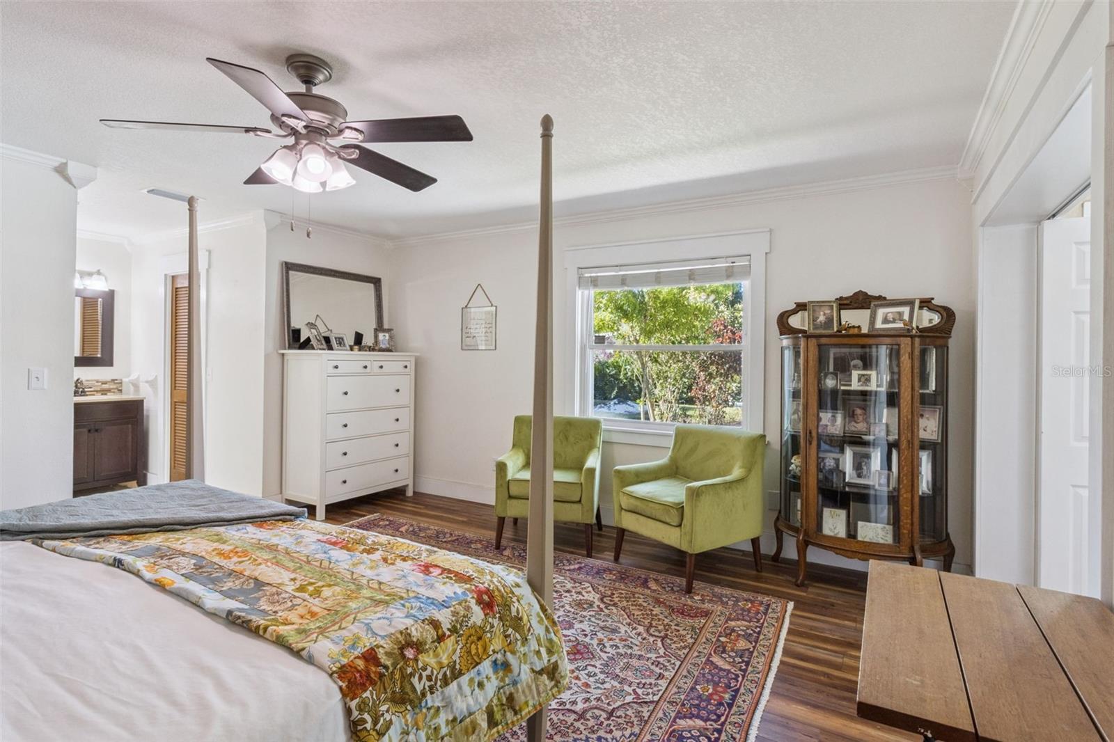 Image 17 of 47 For 2755 Palm Acres Drive