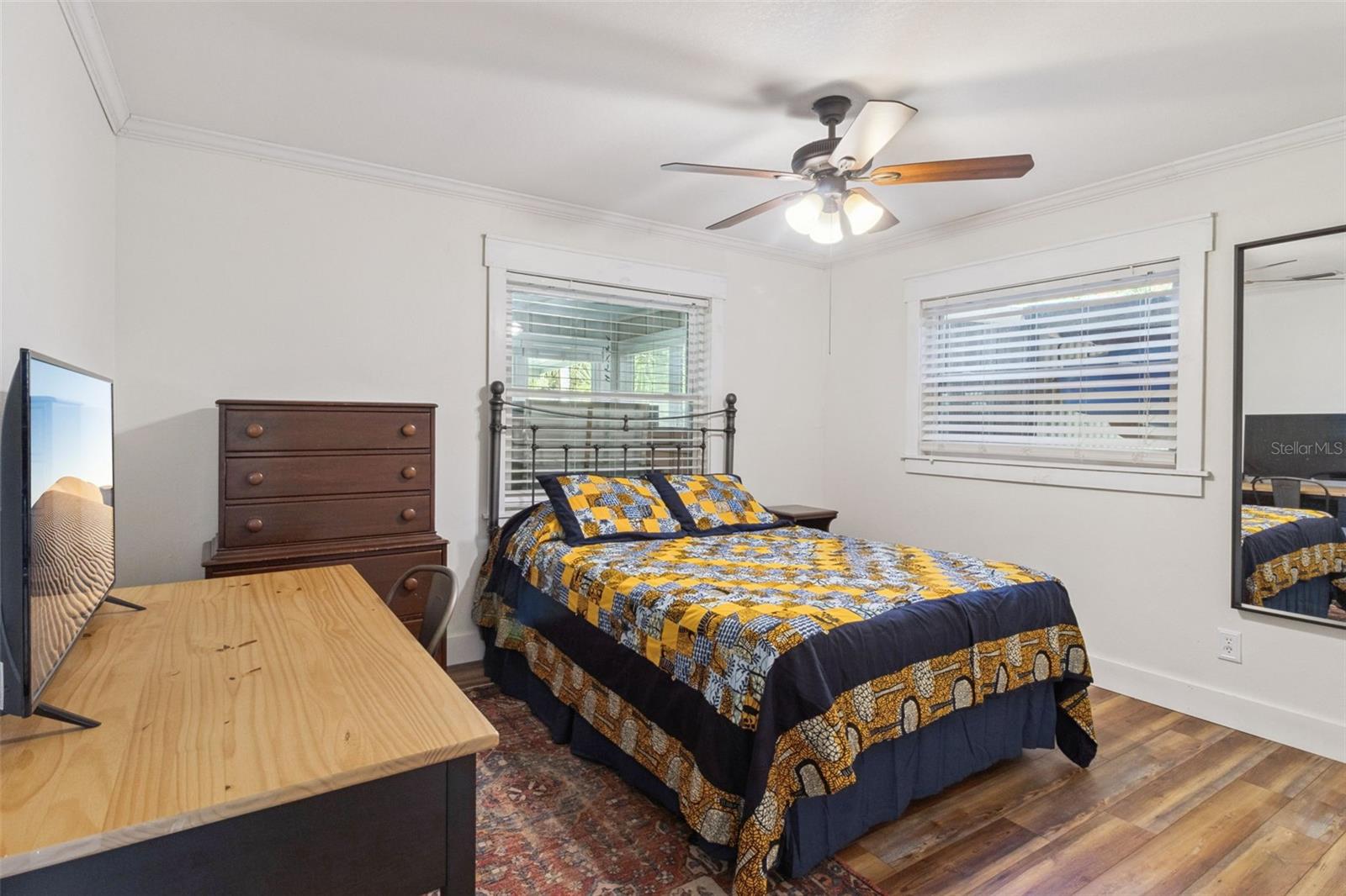 Image 24 of 47 For 2755 Palm Acres Drive