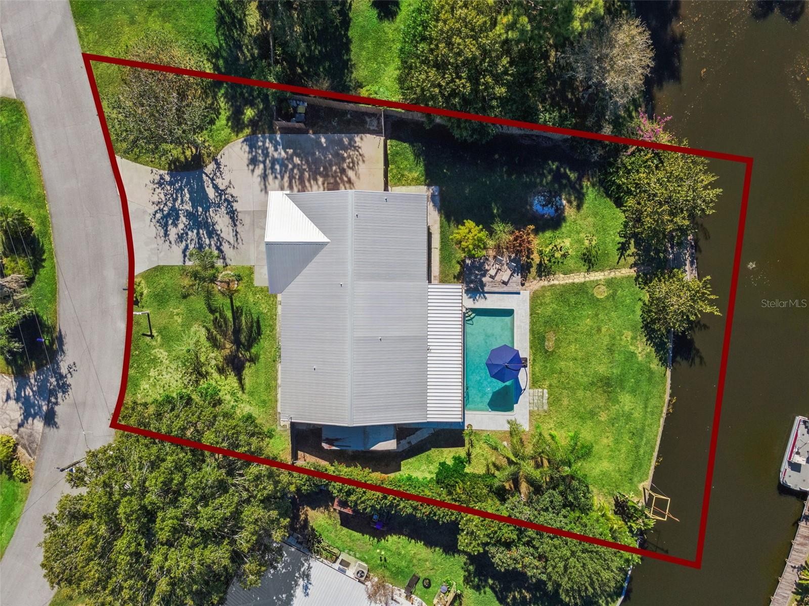 Image 40 of 47 For 2755 Palm Acres Drive