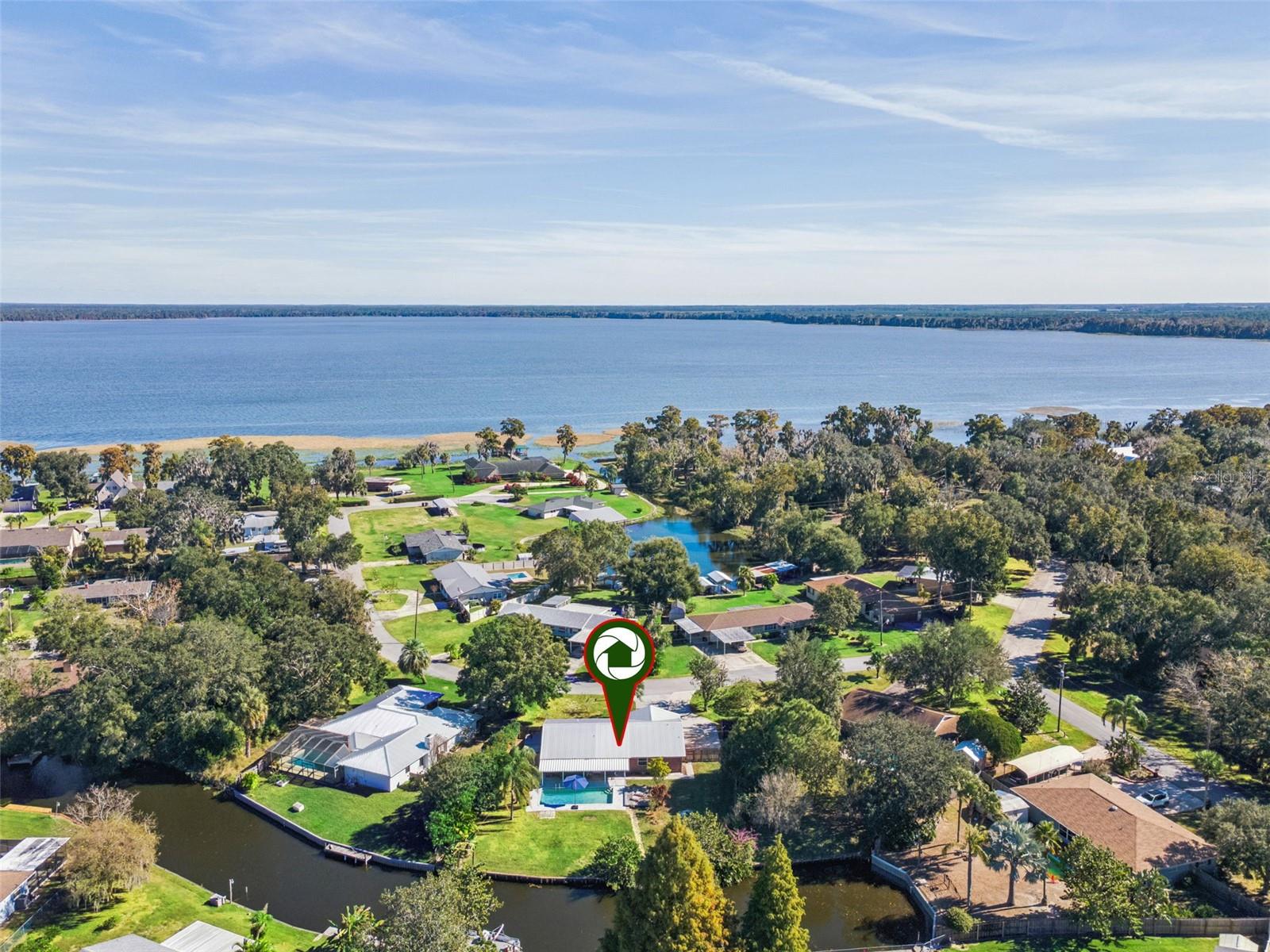 Image 42 of 47 For 2755 Palm Acres Drive