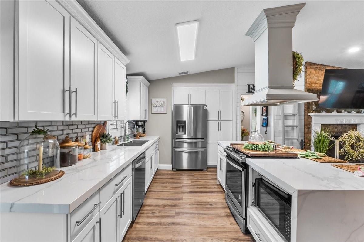 Image 10 of 32 For 1155 11th Street