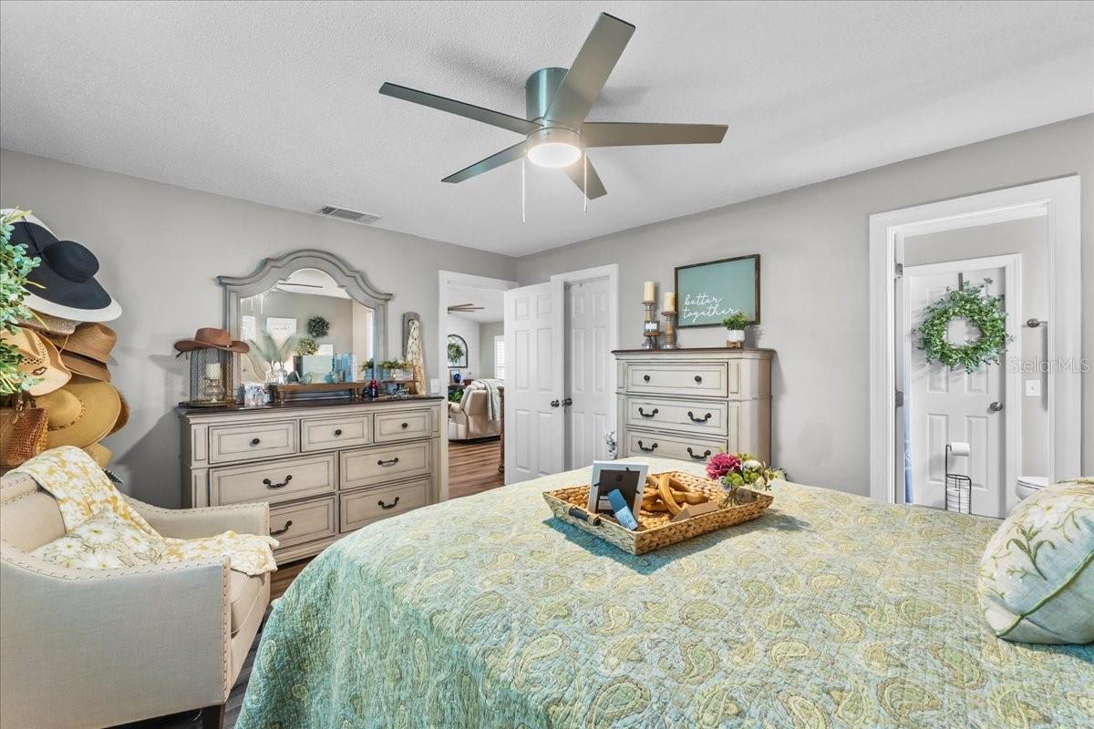 Image 15 of 32 For 1155 11th Street