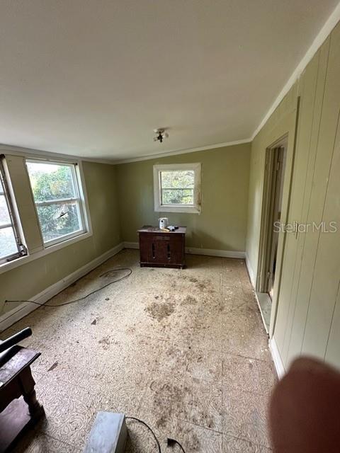 Image 11 of 21 For 334 Eighth Street Ne