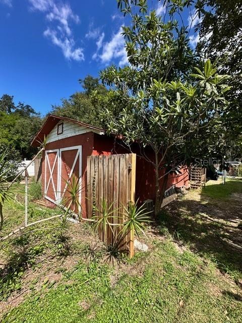 Image 4 of 21 For 334 Eighth Street Ne