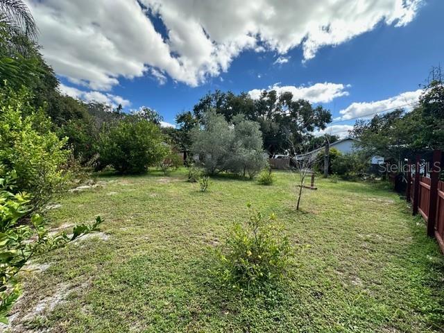 Image 5 of 21 For 334 Eighth Street Ne