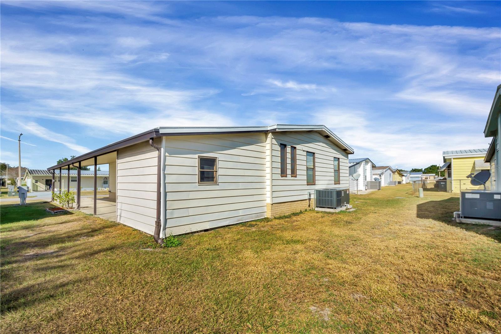 Image 27 of 44 For 4969 Foxwood Lake Drive