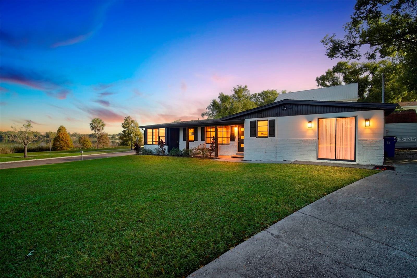 Details for 63 Lake Hunter Drive, LAKELAND, FL 33803