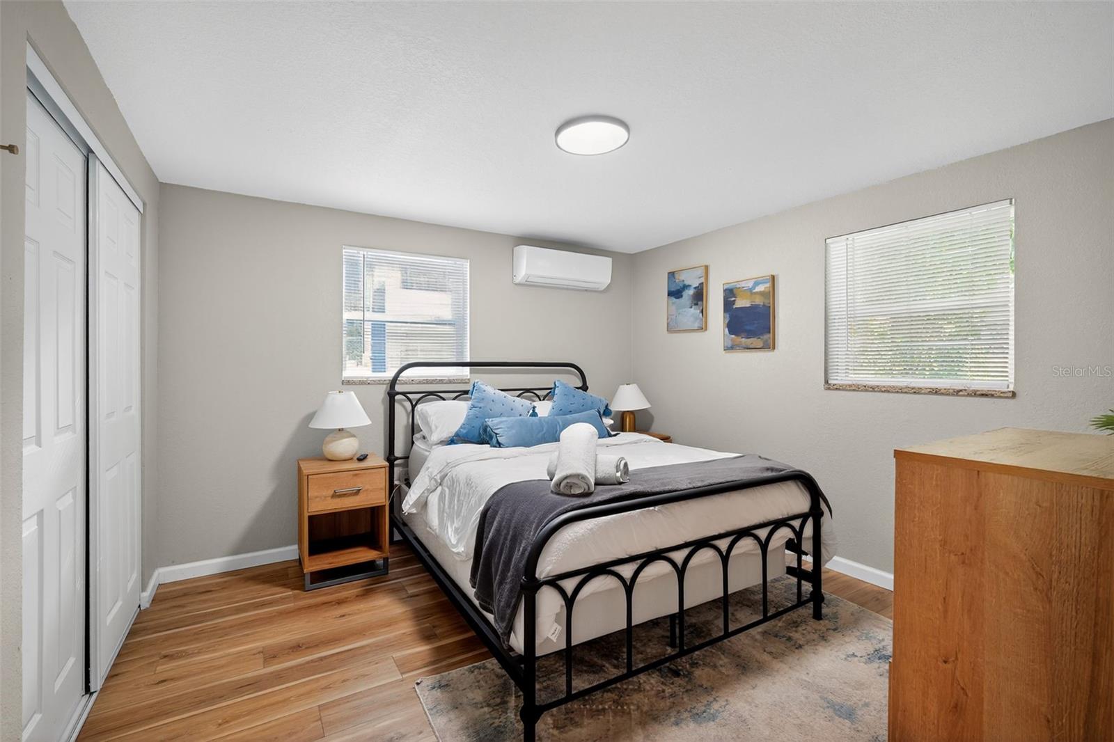 Image 21 of 40 For 63 Lake Hunter Drive