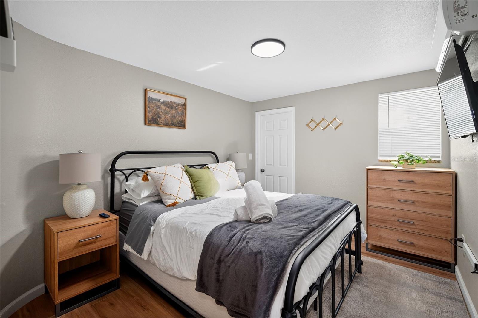 Image 25 of 40 For 63 Lake Hunter Drive