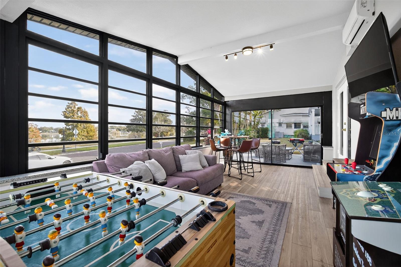 Image 34 of 40 For 63 Lake Hunter Drive