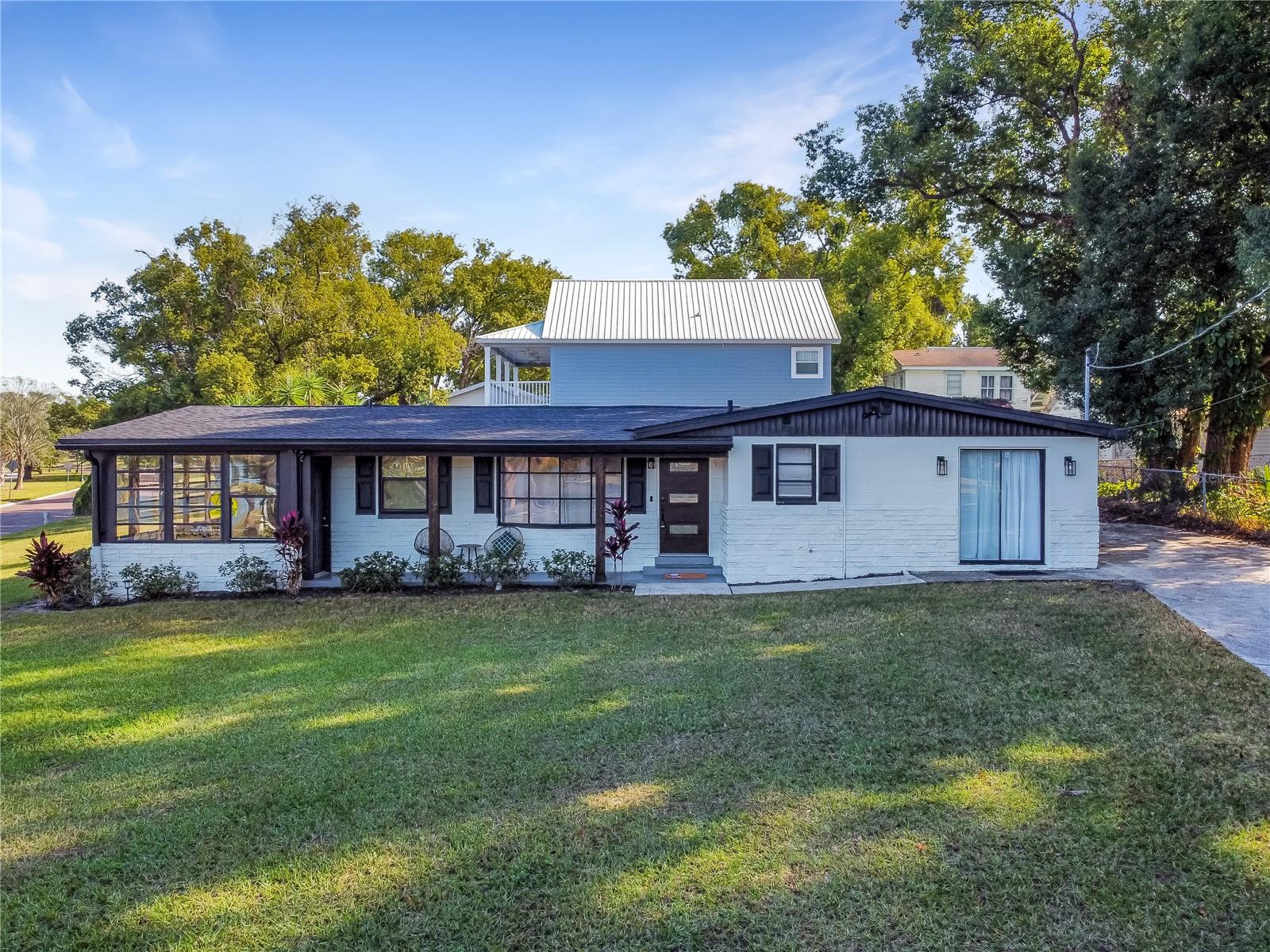 Image 37 of 40 For 63 Lake Hunter Drive