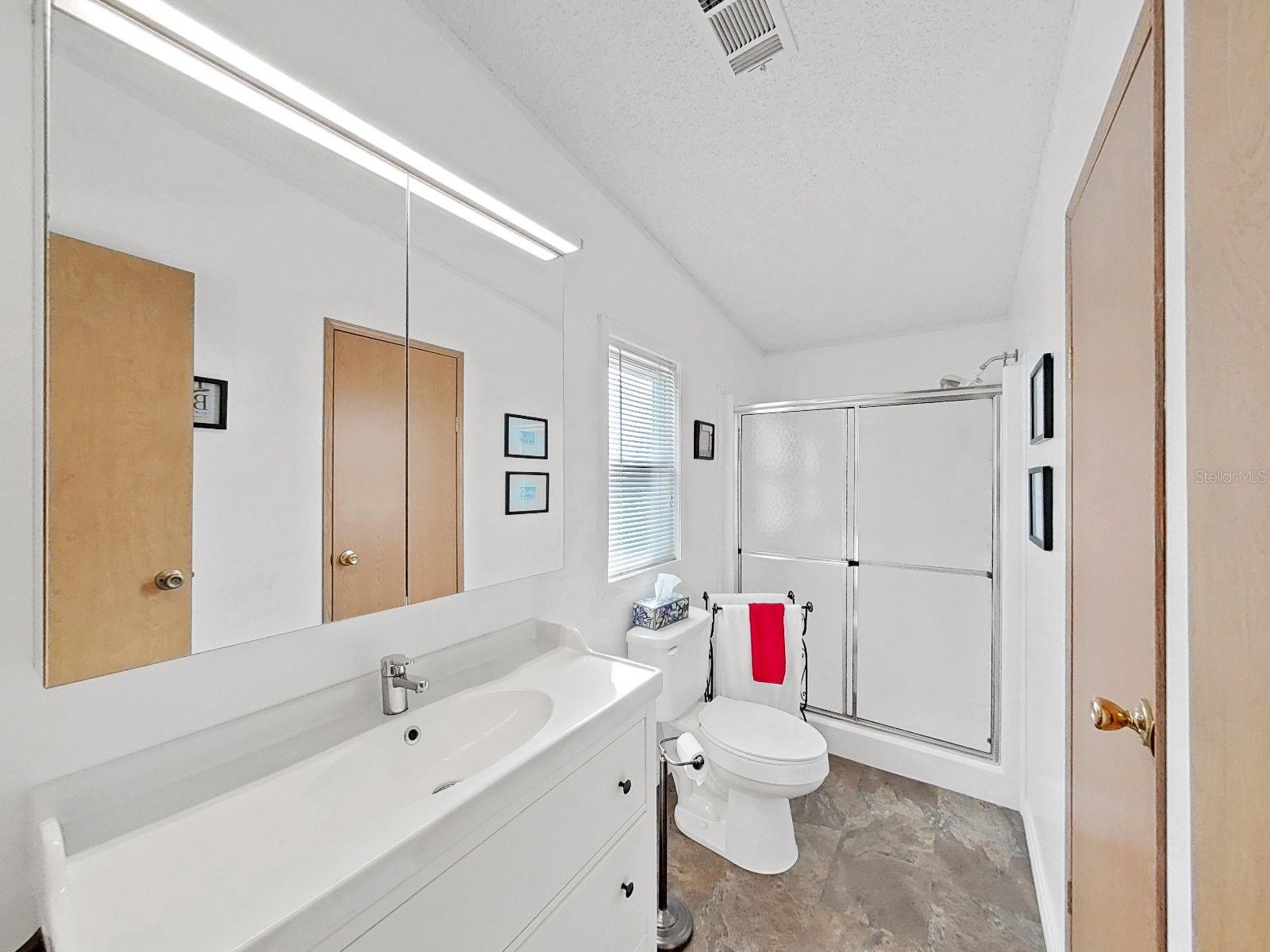 Image 25 of 44 For 1758 Fox Hill Dr