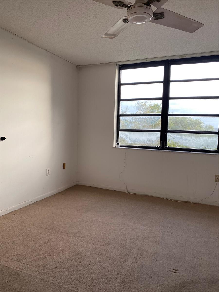 Image 15 of 52 For 1100 Colony Point Circle 518