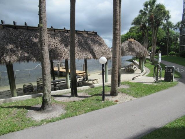 Image 32 of 52 For 1100 Colony Point Circle 518