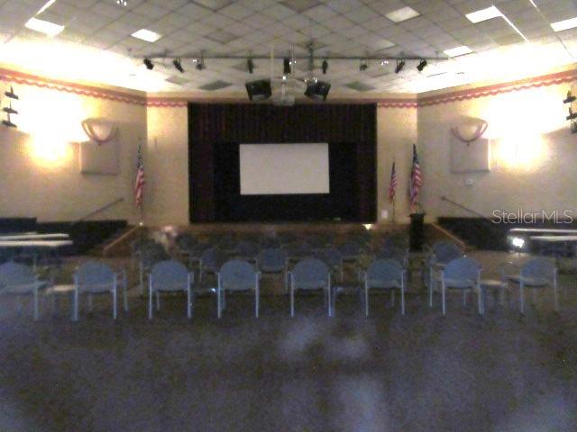 Image 43 of 52 For 1100 Colony Point Circle 518