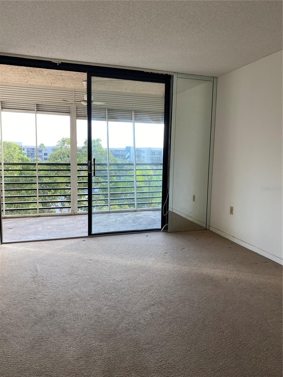 Image 8 of 52 For 1100 Colony Point Circle 518