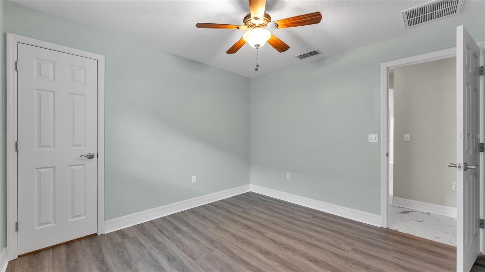 Image 22 of 46 For 3875 Alamanda Hills Place