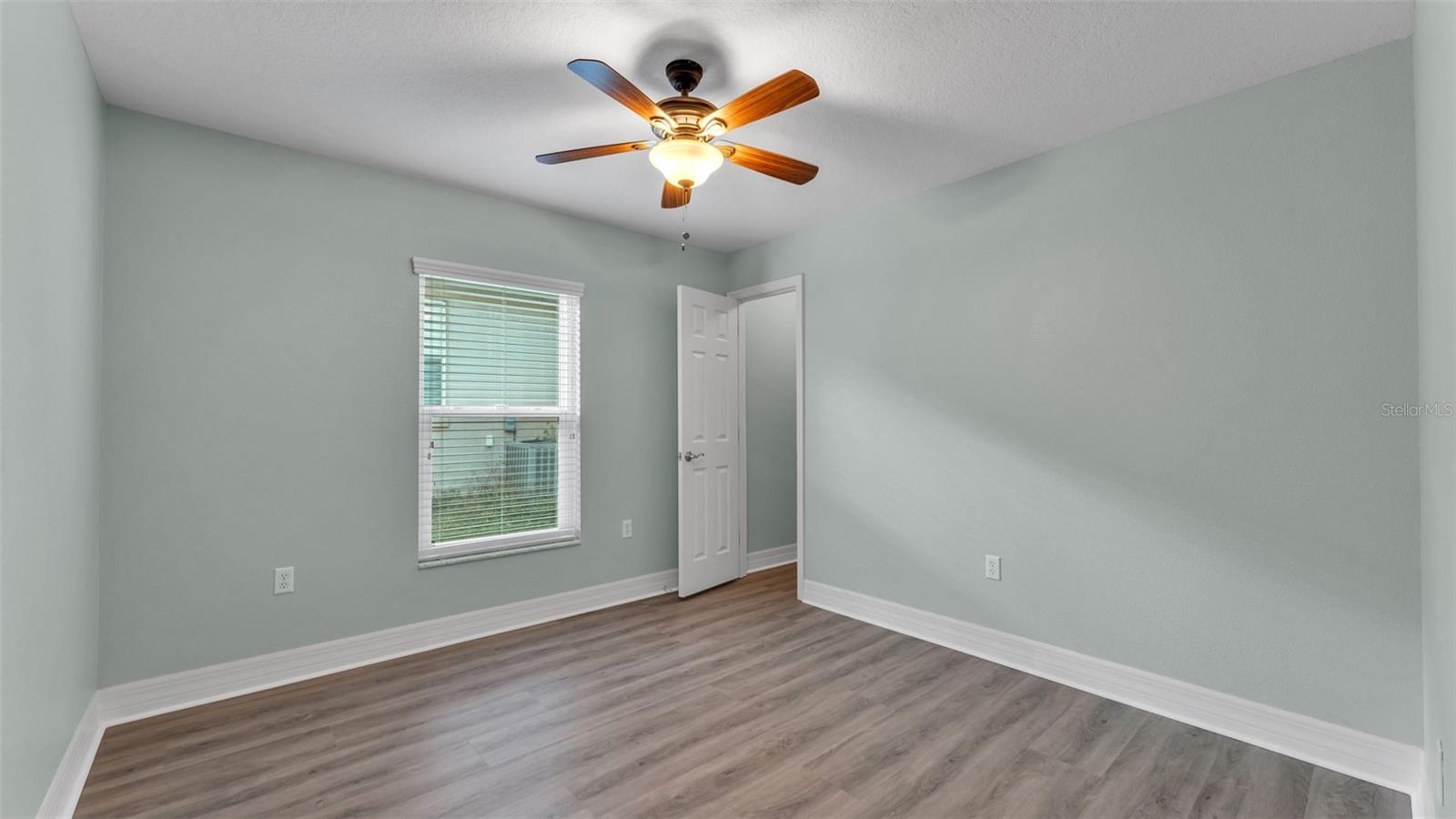 Image 24 of 46 For 3875 Alamanda Hills Place