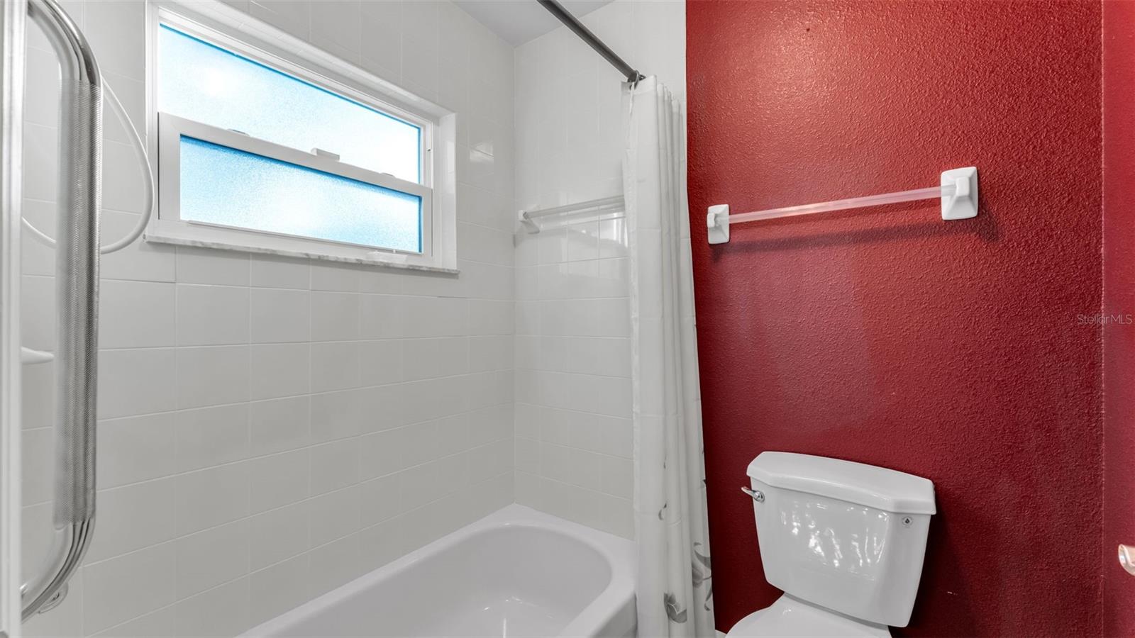 Image 28 of 46 For 3875 Alamanda Hills Place