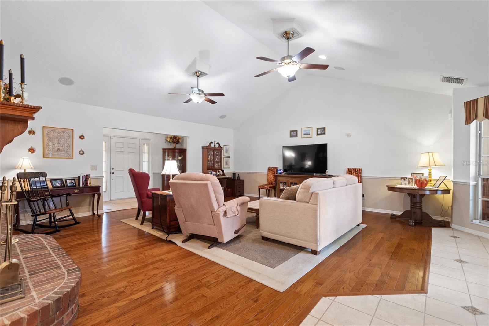 Image 10 of 51 For 20 Bridgewater Drive