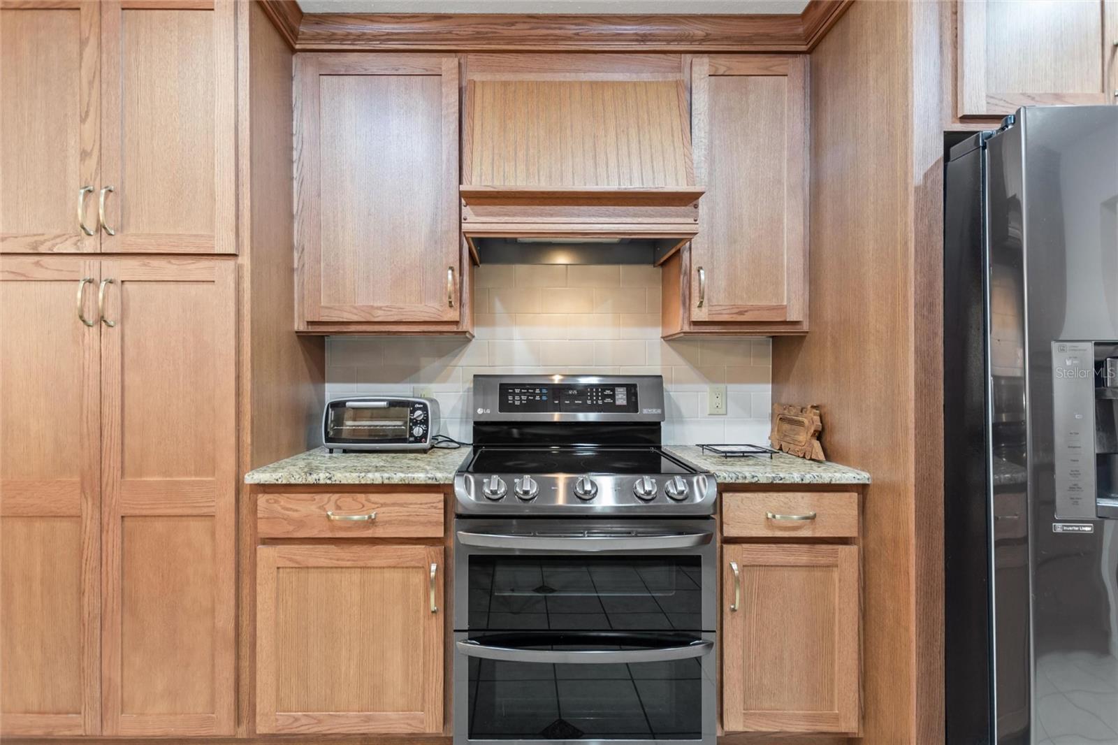 Image 16 of 51 For 20 Bridgewater Drive