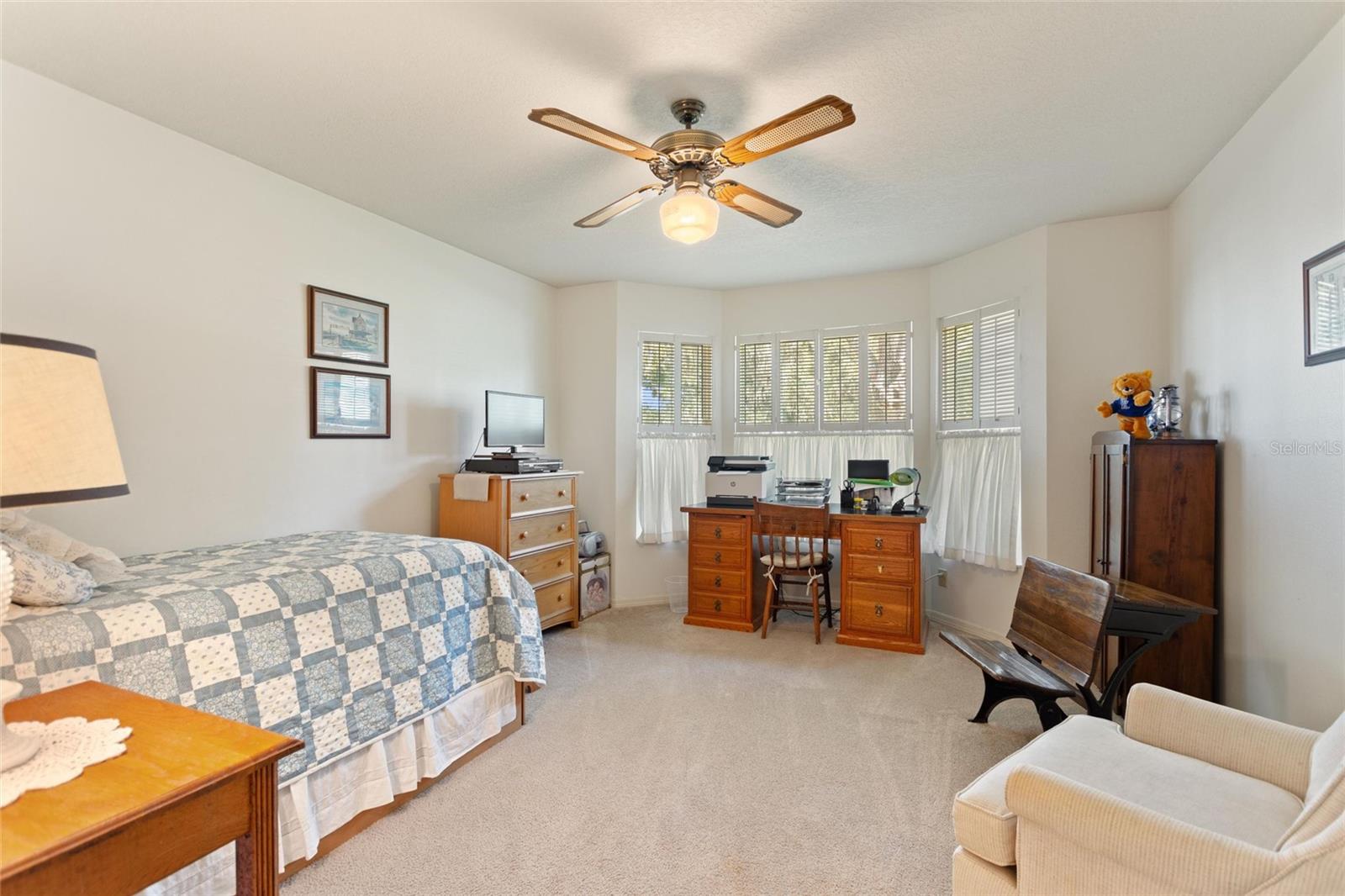 Image 27 of 51 For 20 Bridgewater Drive