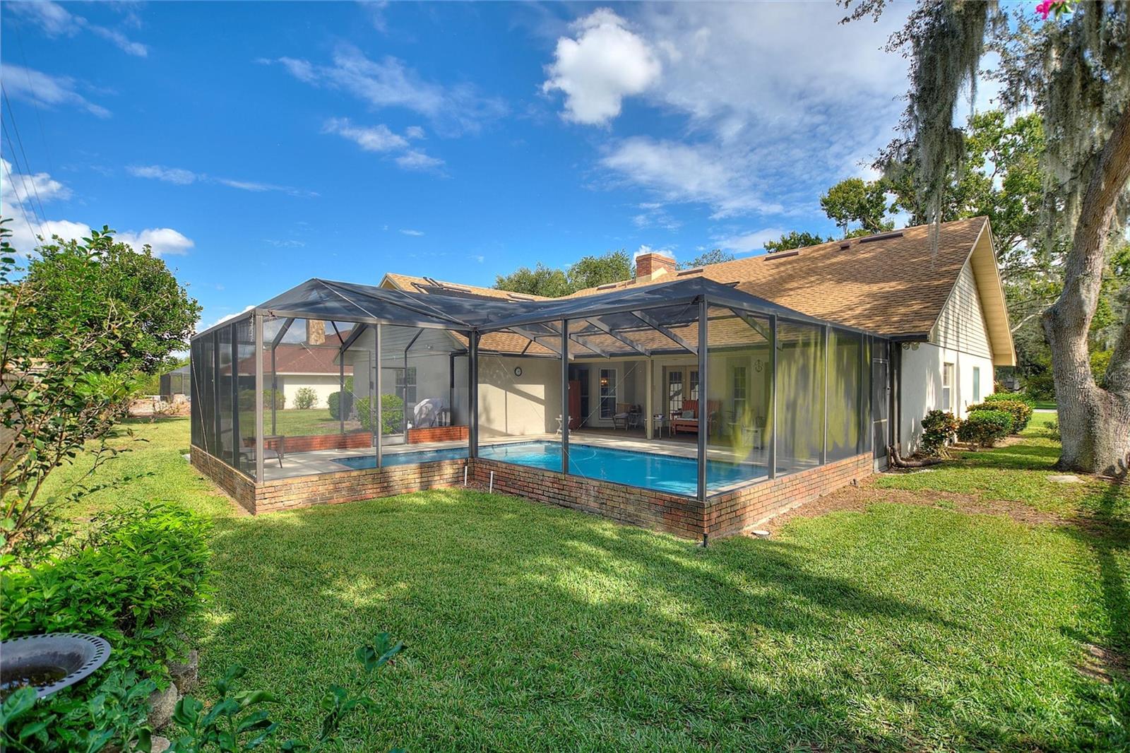 Image 3 of 51 For 20 Bridgewater Drive