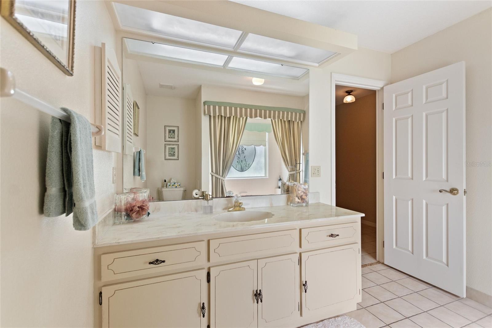 Image 30 of 51 For 20 Bridgewater Drive