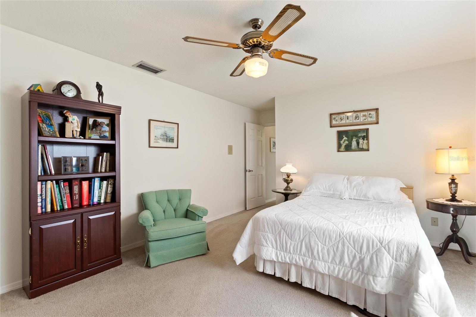 Image 31 of 51 For 20 Bridgewater Drive