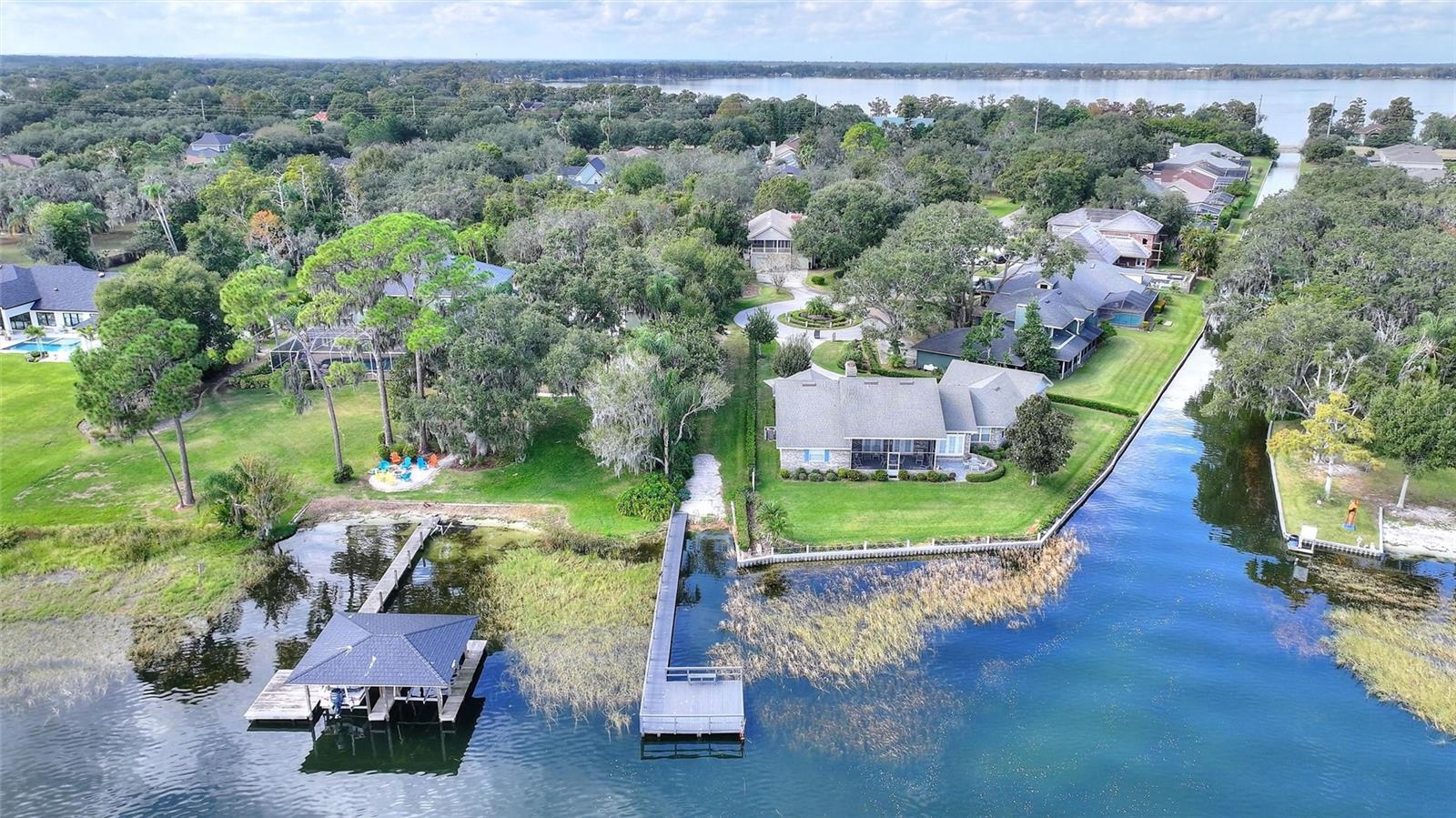 Image 6 of 51 For 20 Bridgewater Drive