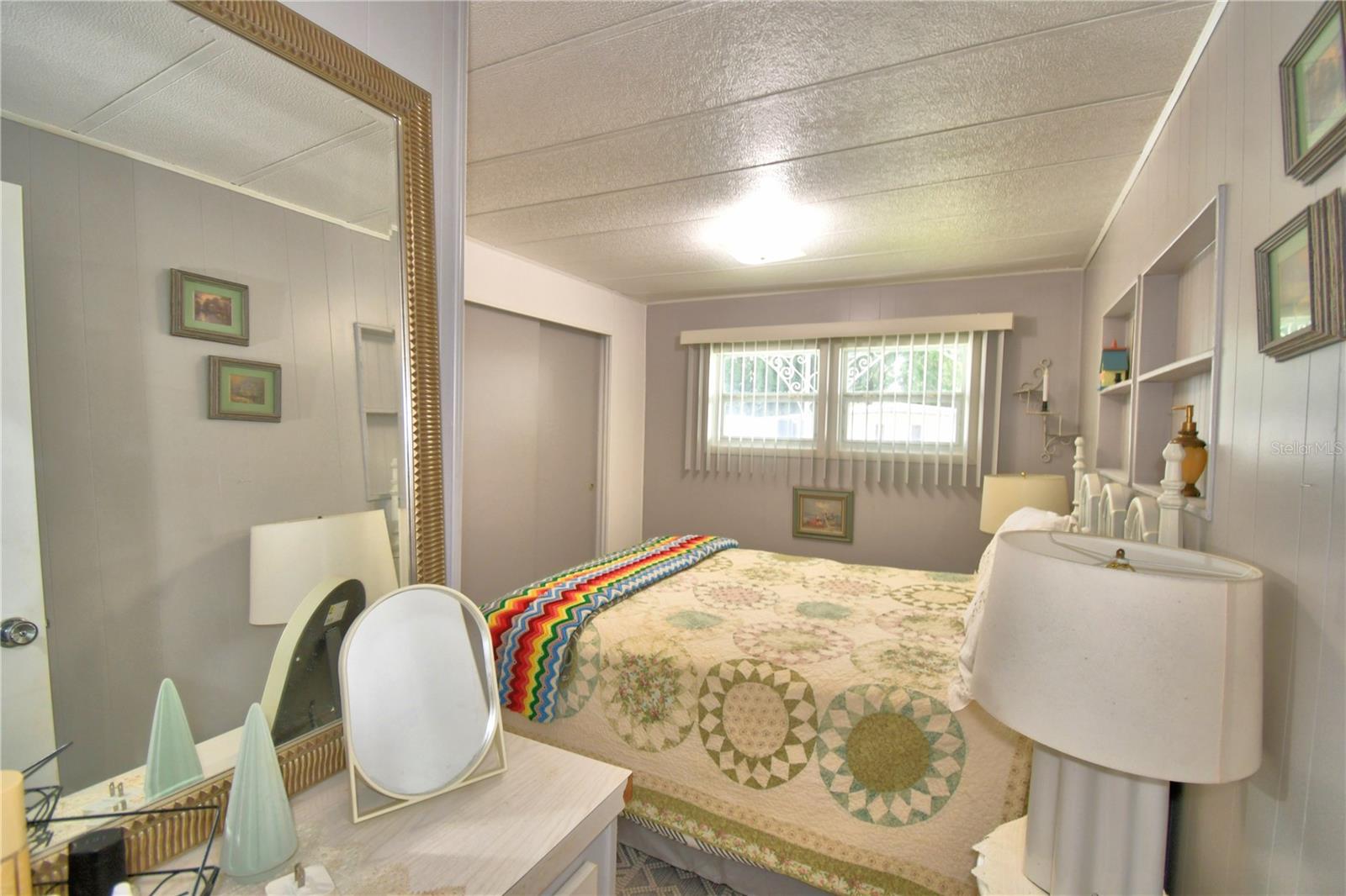 Image 32 of 56 For 123 Holiday Lane