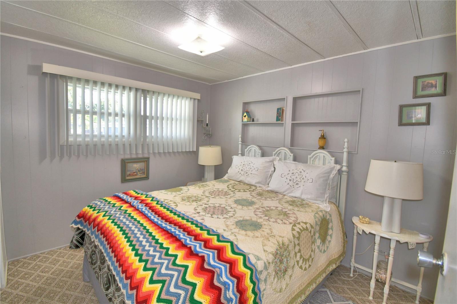 Image 34 of 56 For 123 Holiday Lane