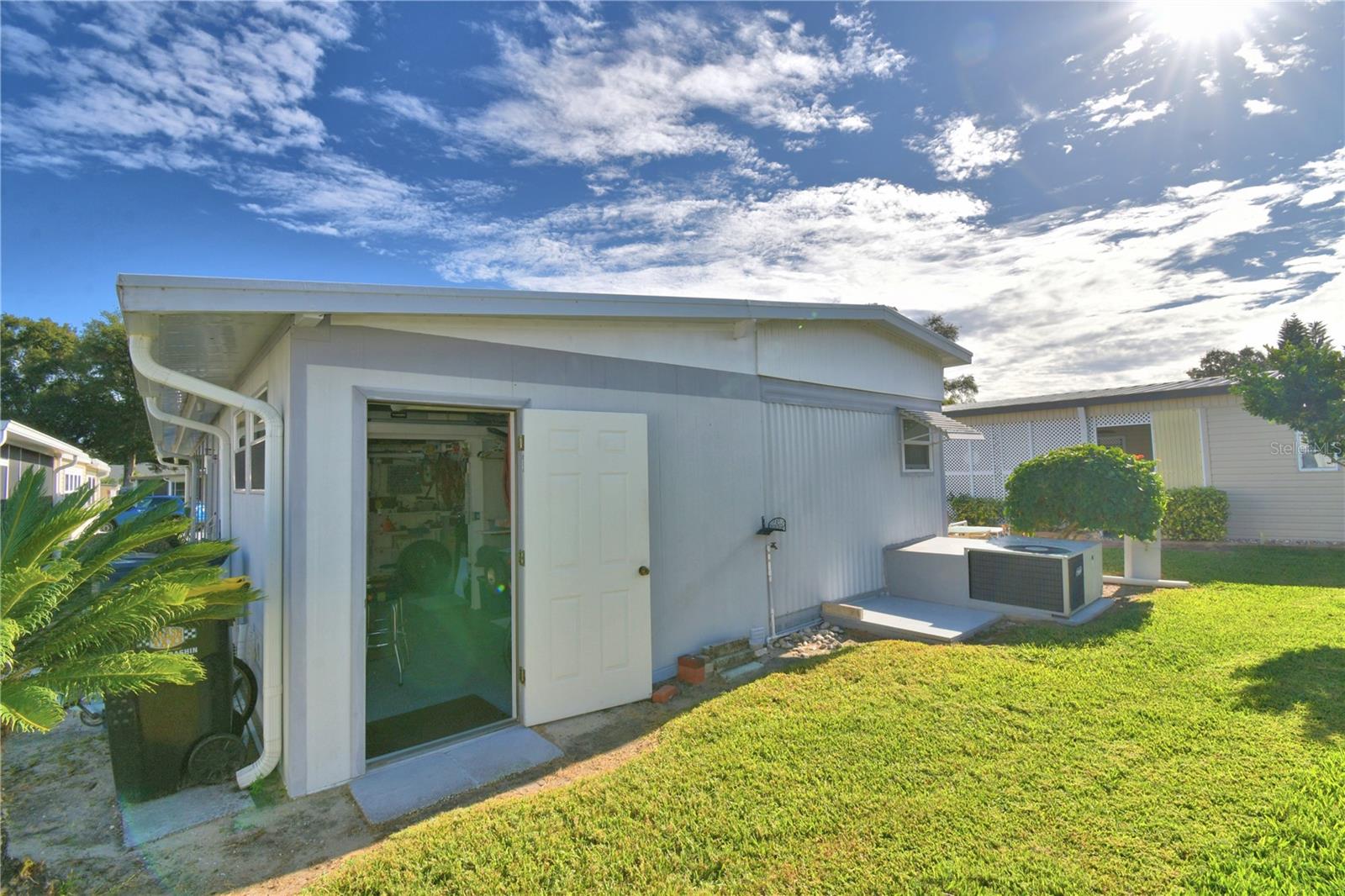 Image 44 of 56 For 123 Holiday Lane