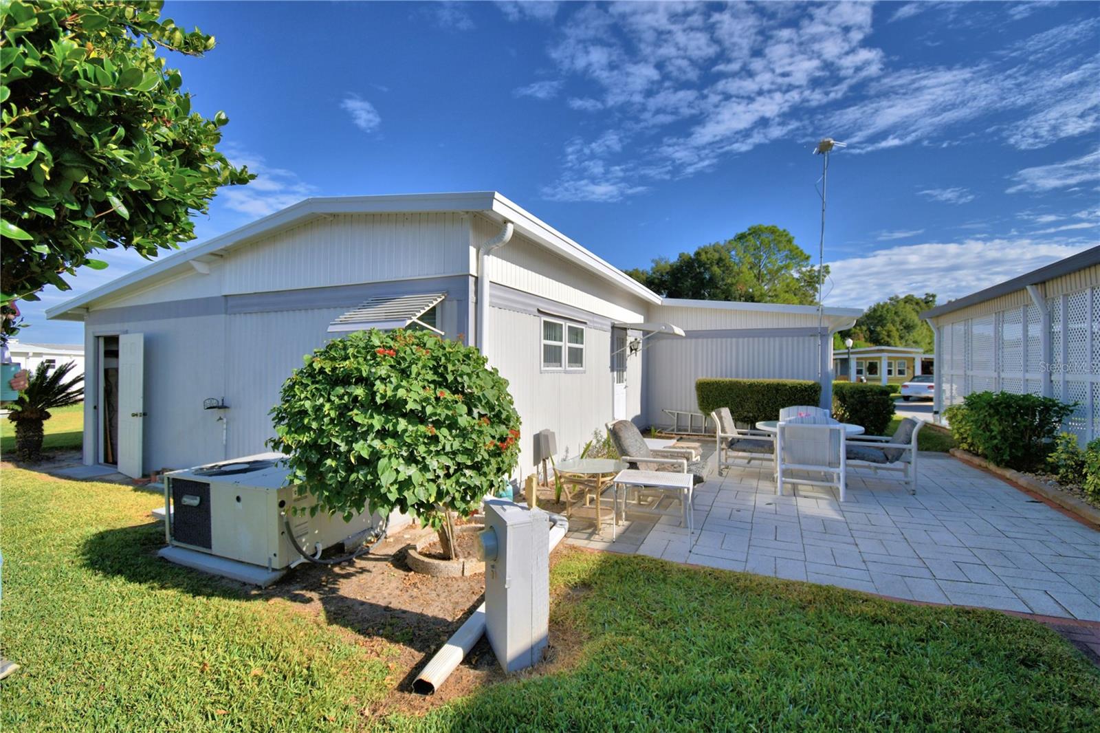 Image 45 of 56 For 123 Holiday Lane