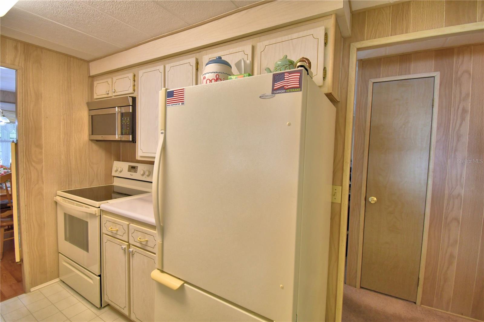 Image 15 of 49 For 127 Paradise Lane