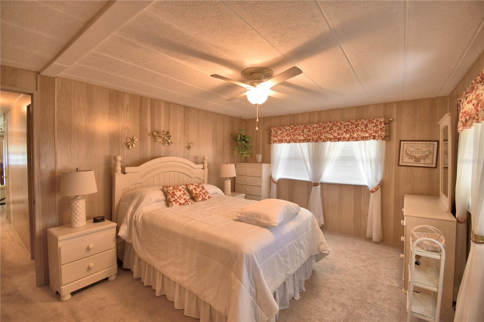 Image 24 of 49 For 127 Paradise Lane