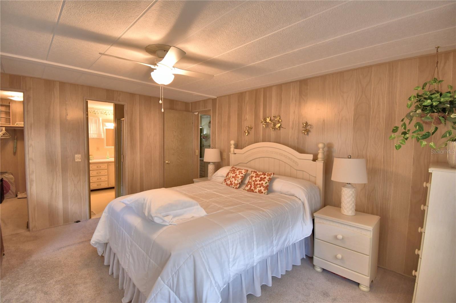 Image 26 of 49 For 127 Paradise Lane