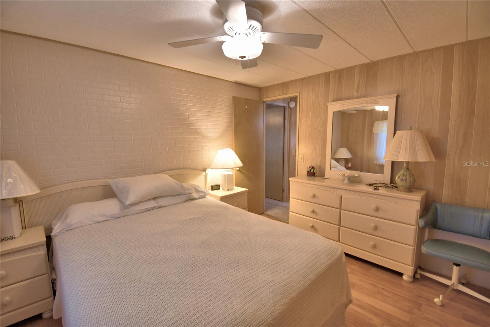 Image 34 of 49 For 127 Paradise Lane