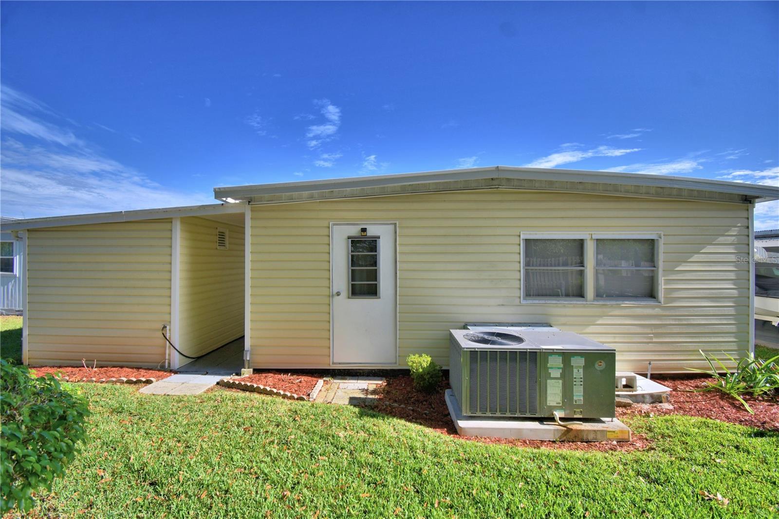 Image 41 of 49 For 127 Paradise Lane