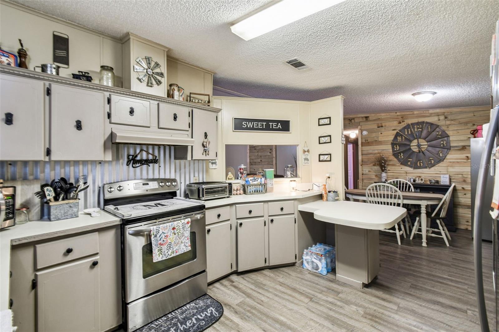 Image 10 of 32 For 1367 Barnhorst Road