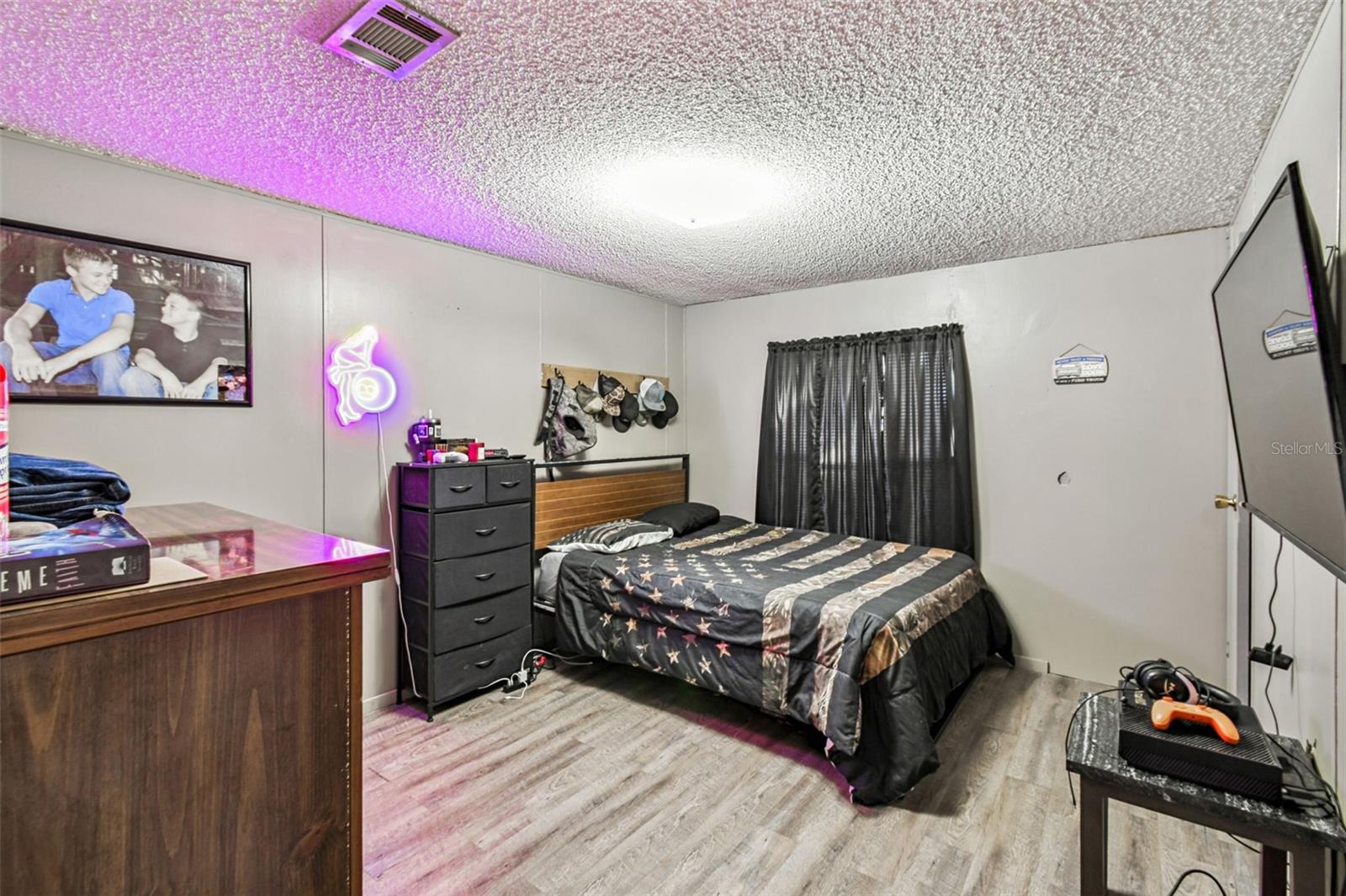 Image 17 of 32 For 1367 Barnhorst Road