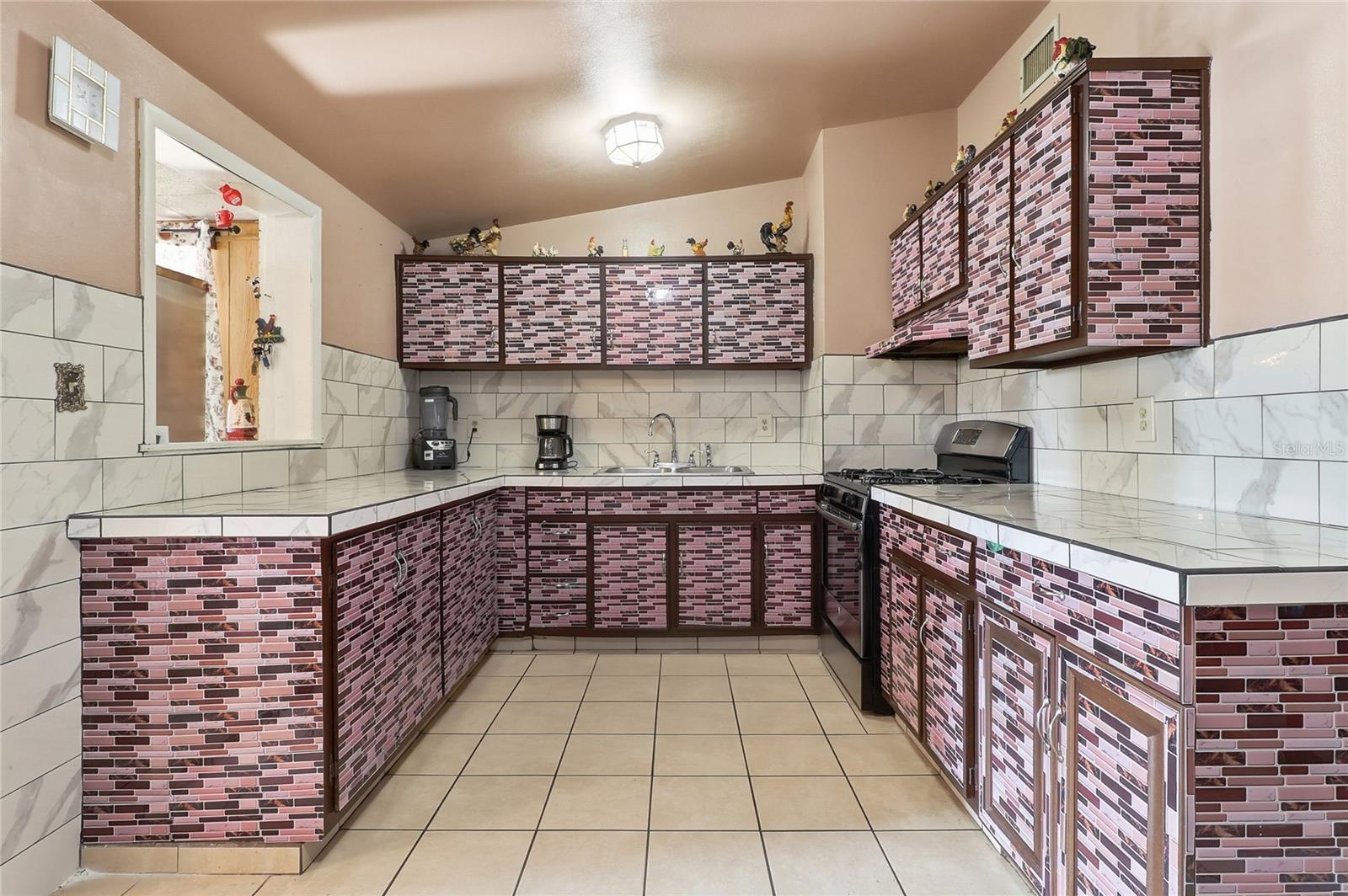 Image 17 of 38 For 755 Forrest Drive