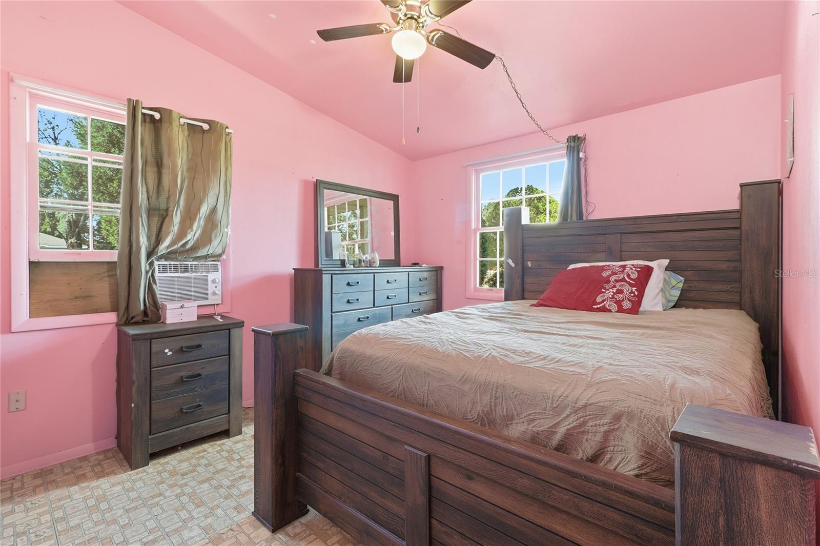 Image 25 of 38 For 755 Forrest Drive